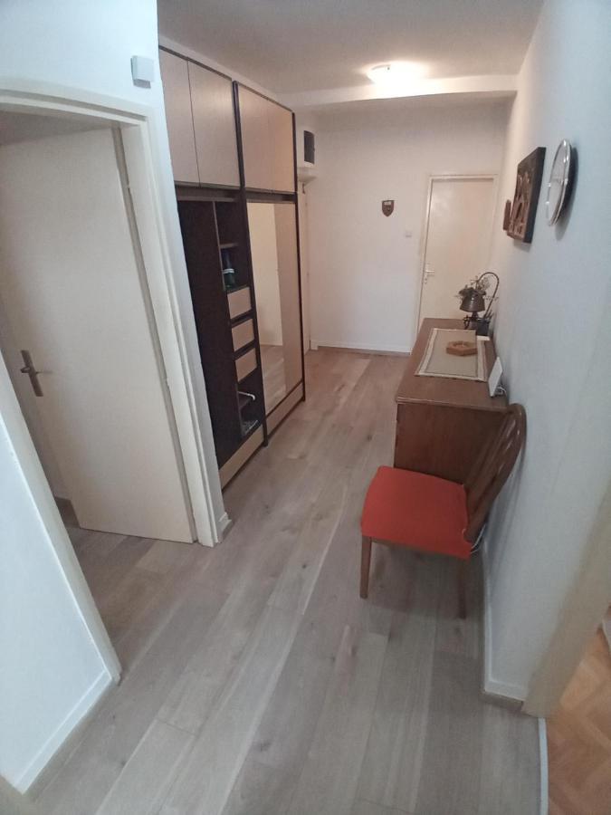 Apartment Doris Primosten Exterior photo