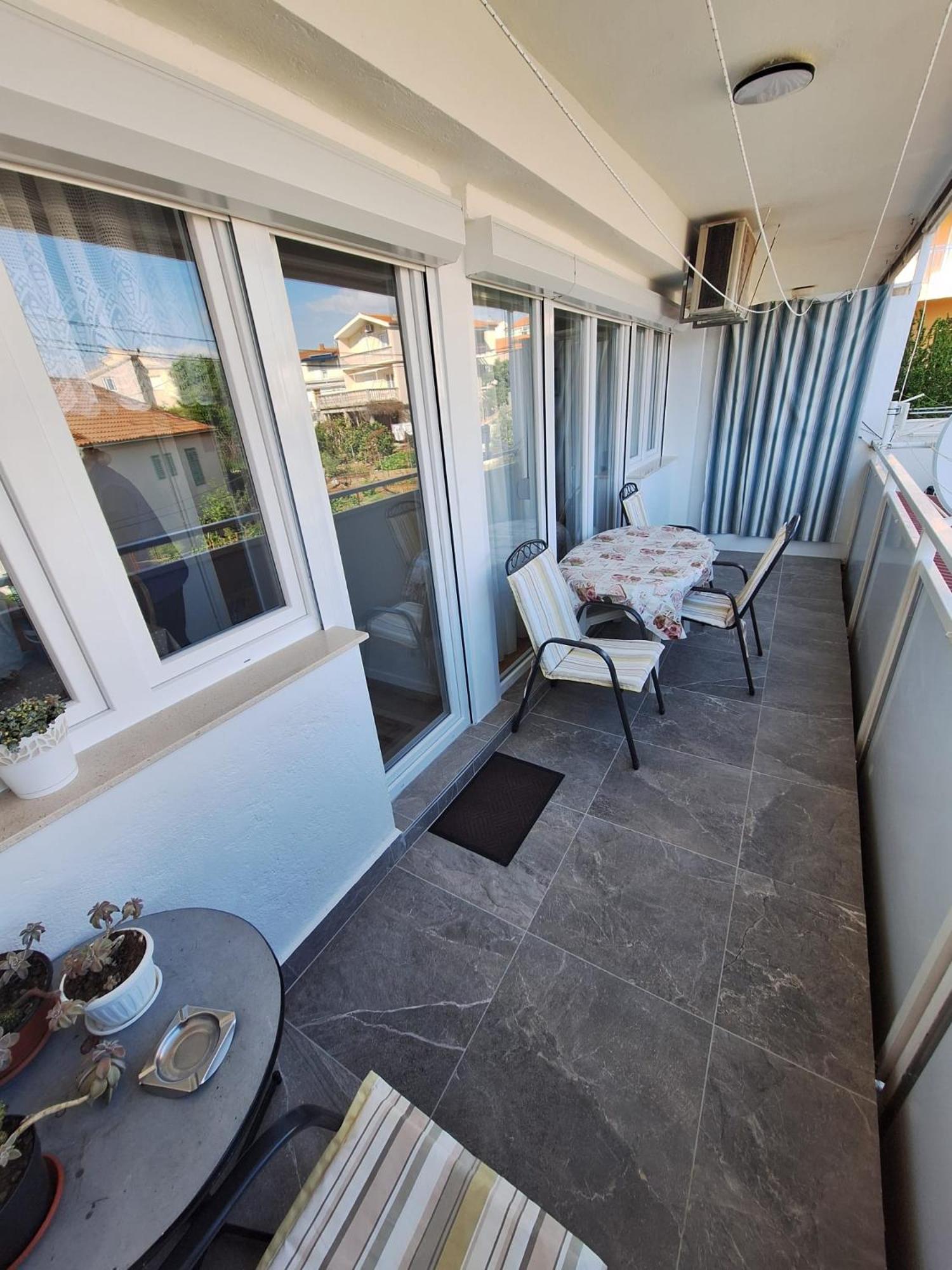 Apartment Doris Primosten Exterior photo