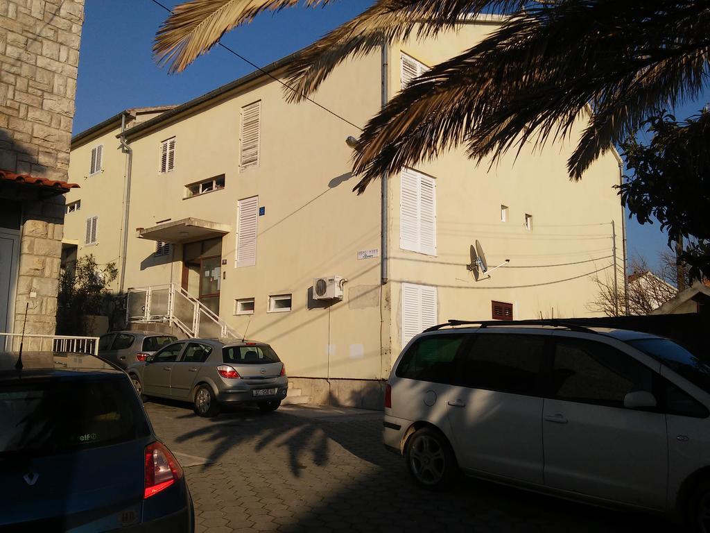 Apartment Doris Primosten Exterior photo